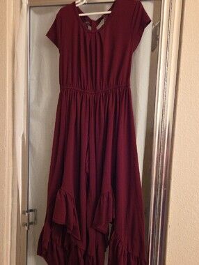 FOYFOLIE Girls' Burgundy Ruffle Maxi  Dress - Pens Burgundy Color.